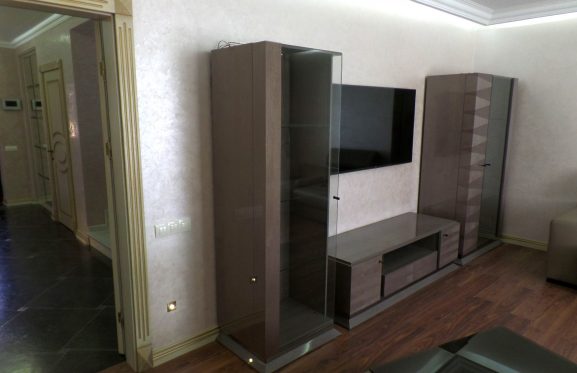dom2_5